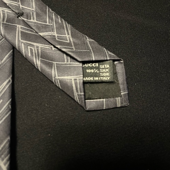 Gucci tie - Picture 2 of 4